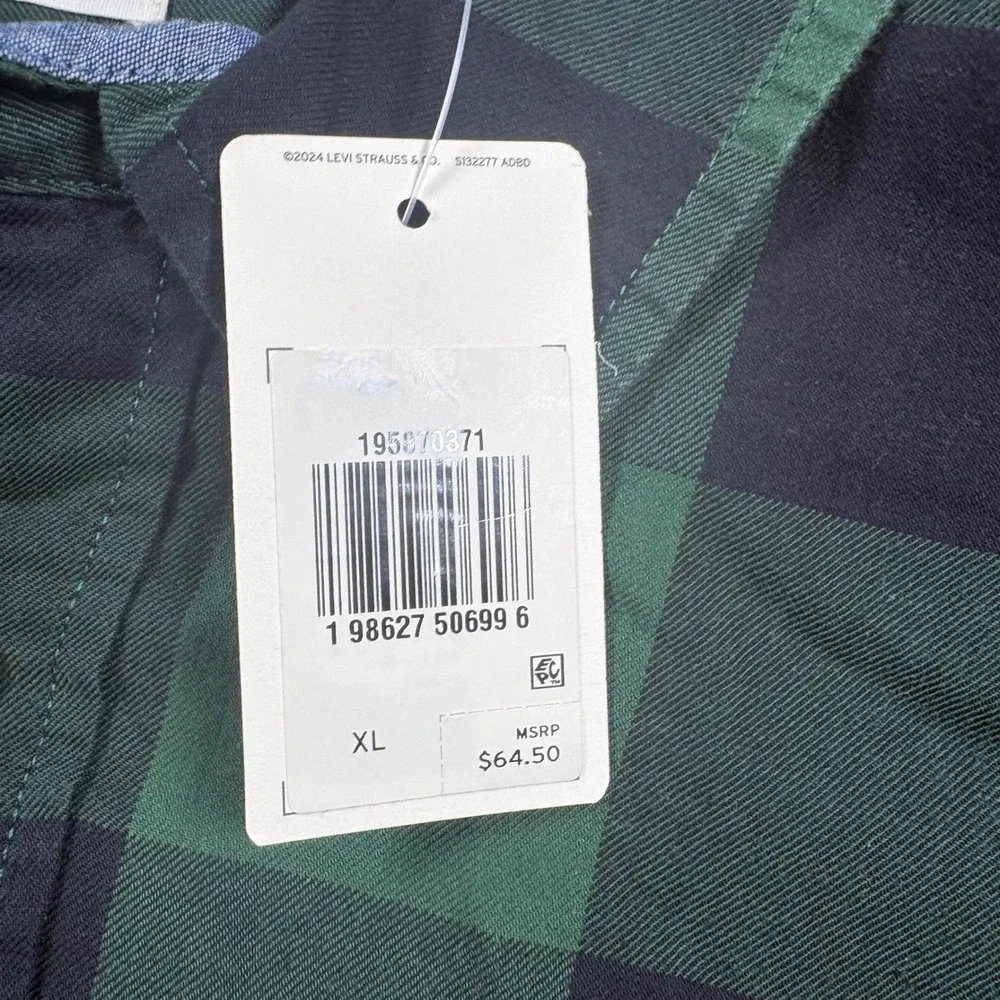 Levis Mens The Worker Relaxed Fit Shirt XL Green Black Buffalo Plaid Pearl Snap